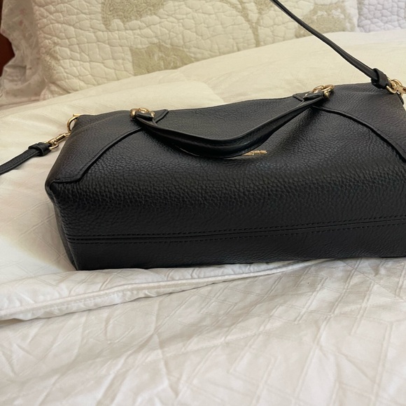 Coach - Picture 2 of 5